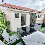 Charmante Maison De - Patio - Wifi - Parking Gratuit Konukevi 4*